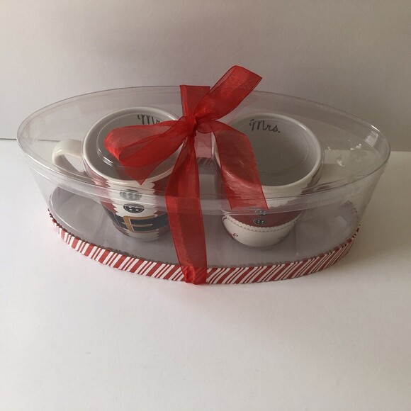 Mr. and Mrs. Claus Coffee Mugs TMD Holdings Dishwasher/Microwave Safe - Picture 7 of 7